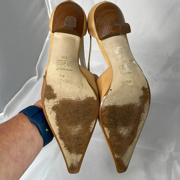 ANDREA COLLECTION Pointed Toe  Kitten Heel Pumps Nude Tan Leather Cut Outs 6.5 - Picture 9 of 12